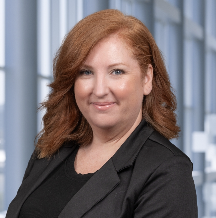 Lisa Quirk-Alumni