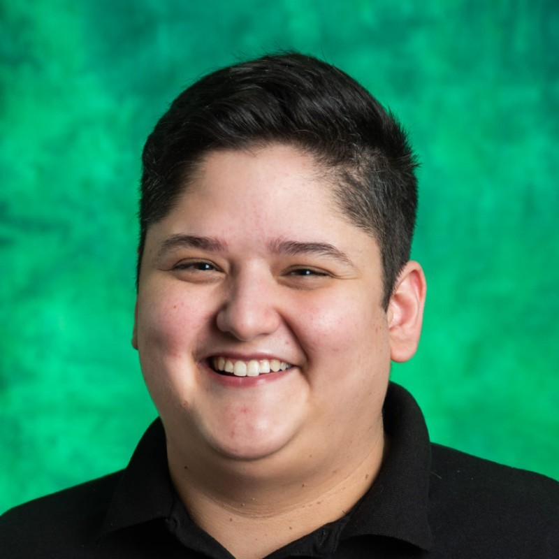 Headshot of Elliott Delgado