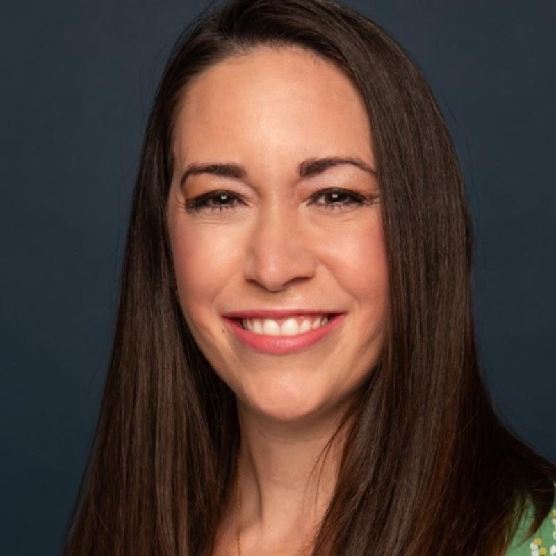Headshot of Dr. Jennifer Gray