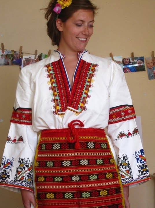 A photo of RPCV Katie VanNatta in service