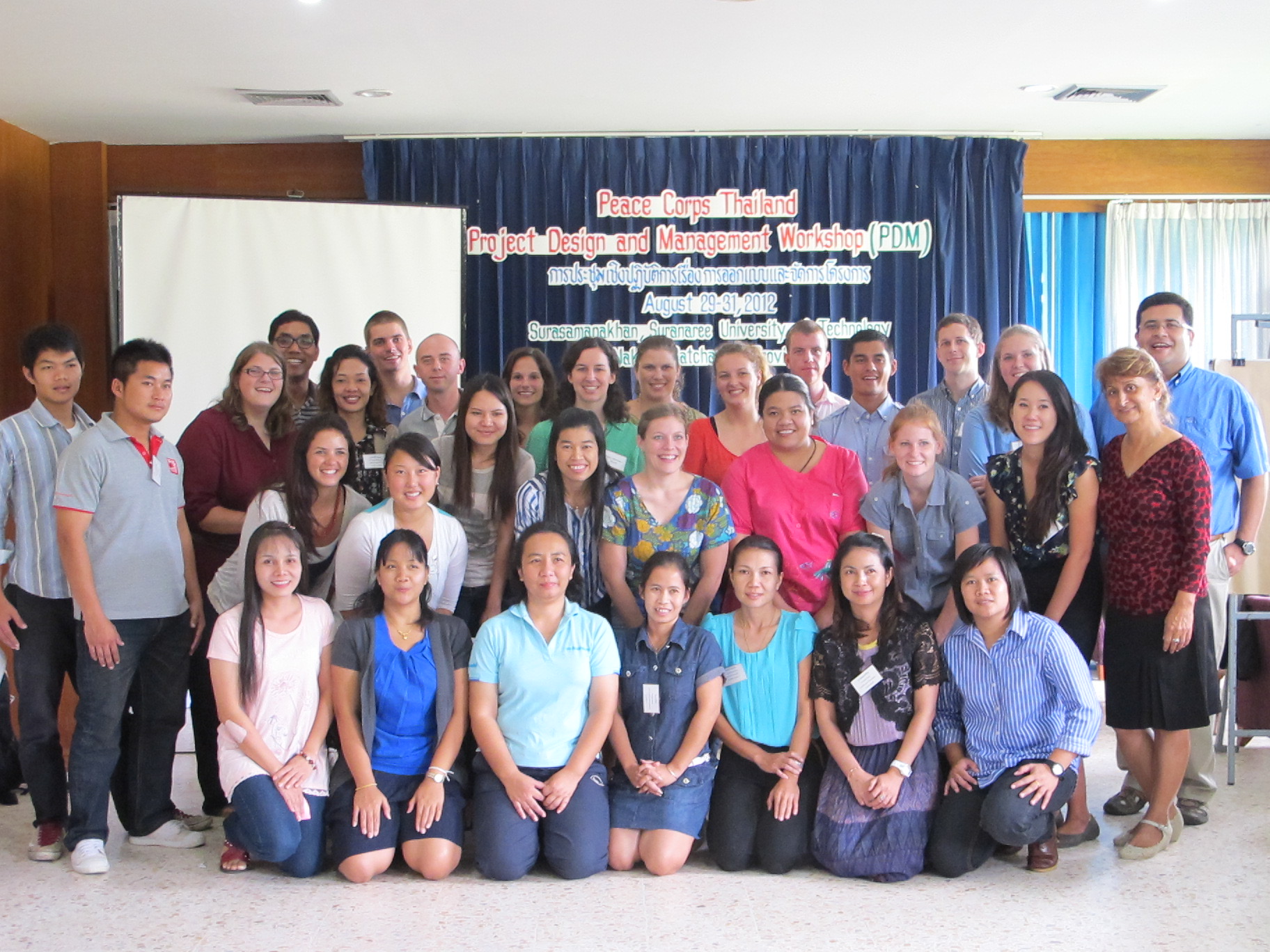 Volunteers and counterparts for a Project Design Management workshop
